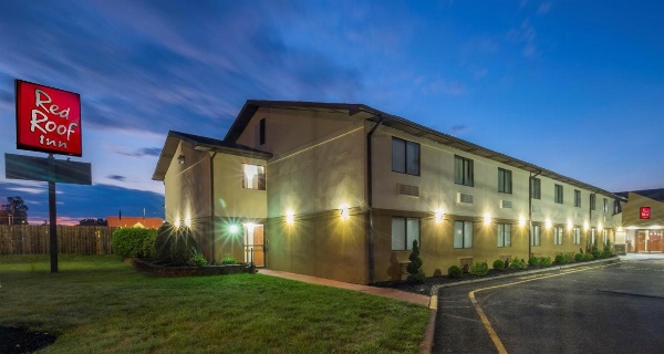 Red Roof Inn Binghamton North image 2